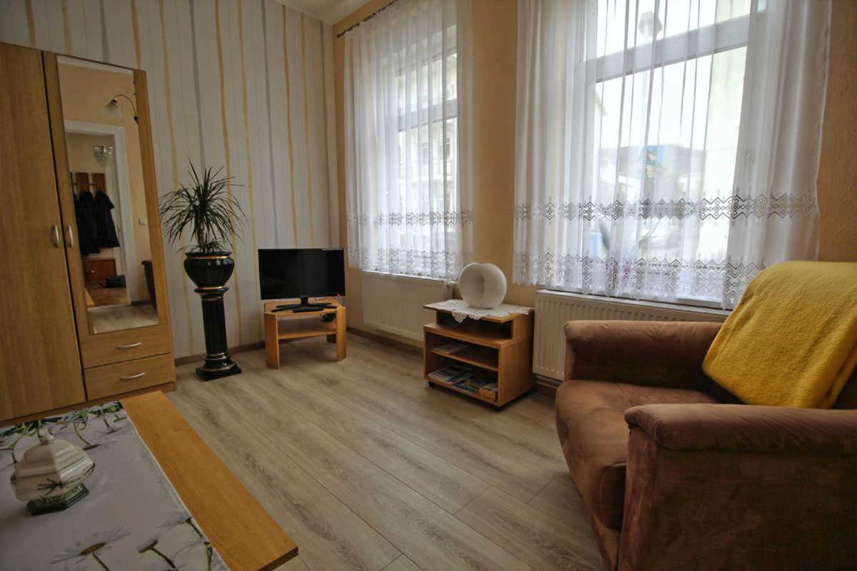 Ferienwohnung Thurk ザスニッツ エクステリア 写真